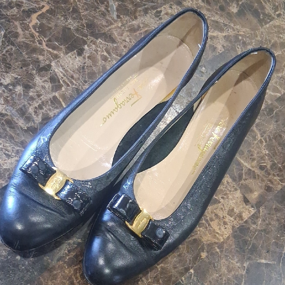 Salvatore Ferragamo Black Leather Women's Shoes with Gold Accent